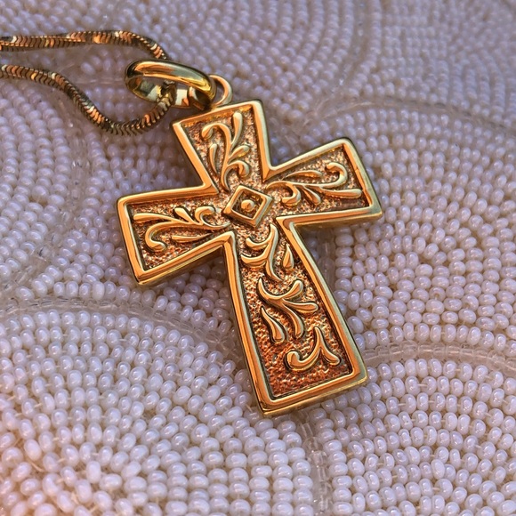 OTC International Cross Pendant - Picture 2 of 8